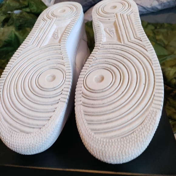 COPY - Nike Air Force 1 '07 Mid White - Picture 7 of 7